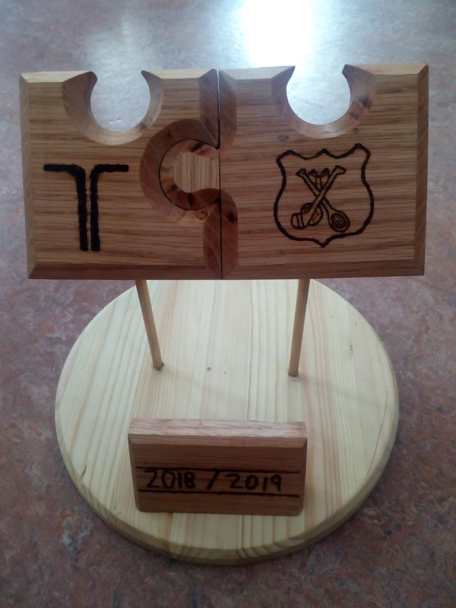 EleanorWalsh2's tweet photo. Great wrap up event @NewportCollege with music, drama and a beautiful wooden gift for @TeleflexCareers as a Thank You for a great Skills @ Work programme @Action_On_Ed https://t.co/tRliCX1LNK