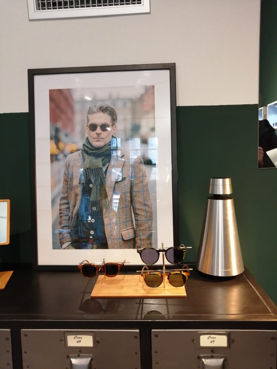 14septembre's tweet photo. At the opening event of The Bespoke Dudes Eyewear's pop-up store in Milan with @bangolufsen iconic speakers #beosound1 and #beosoundedge. Till 31 July! https://t.co/0w1y2iFc3B