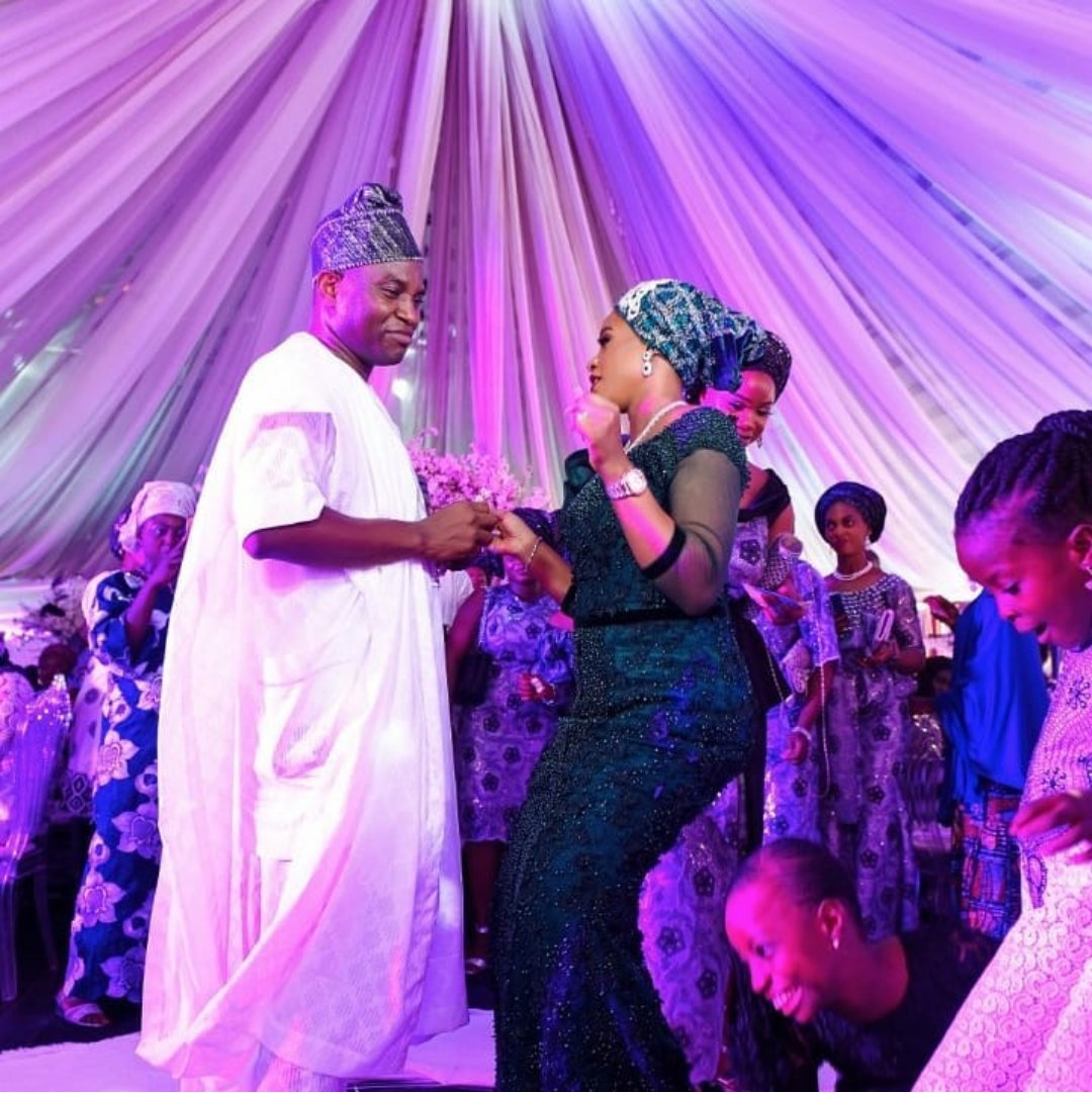 aquillaevents's tweet photo. We can't but flood your timeline with #Omowuunmi@40. You want it neat, we got you, you want classy, we've got you #Aquillaevents #Aquillabirthdays #Eventsplanner #Eventsorganizers #Eventscoordinator https://t.co/aTaGs7idAQ