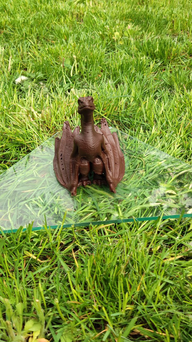 ChocoL3d's tweet image. Yes, it&apos;s not perfect, but we think - it worth to be shown...
Printed with Master Martini - Caribe (chocolate chips).
Printing time 20 hours
Nozzle 1.0 mm
Layer 0.3mm
#chocol3d #GameofThrones #Drogon #dragon #dracarys #chocolate #3dprinting