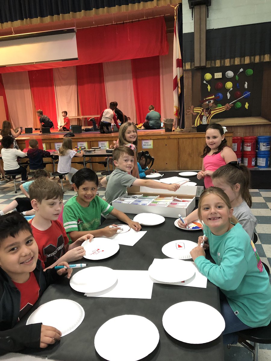 hpelem's tweet photo. We had our 1st “Discovery Morning” @hpelem today. A special thanks to the Jr League of the Shoals and the Muscle Shoals Education Foundation for the grant that helped us acquire some of the supplies that brought these smiles. ❤️#hpSTEM @MSCSTrojans #TakeChances https://t.co/Vsqs5wJ5i7