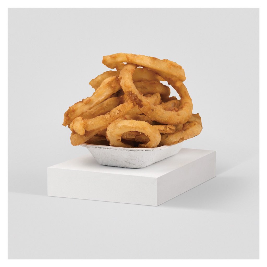 Ted's hand-breaded onion rings really are a thing of beauty. #onionrings #onionring #tedshotdogs