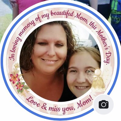 LaurenMikesell2's tweet photo. Happy Mother’s Day to the best mom and friend I could ever have love ya 💜 

Can I get a lot of love of hearts for this photo 
#MothersDay2019 
#lovemymom 
#sheisamazing 
#sheispretty 
#loveher 
#loveforlife 
#blessforlife https://t.co/URUzT6Zjo3