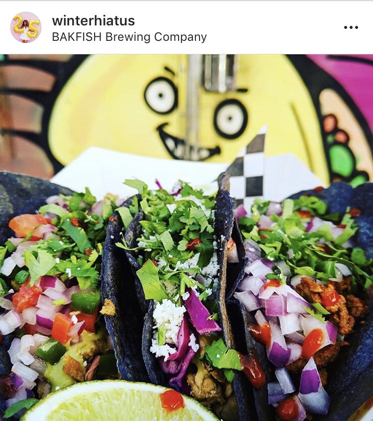 Who’s down for black flour tortillas to stay on the menu? 🤔
#blacklikemysoul 🖤