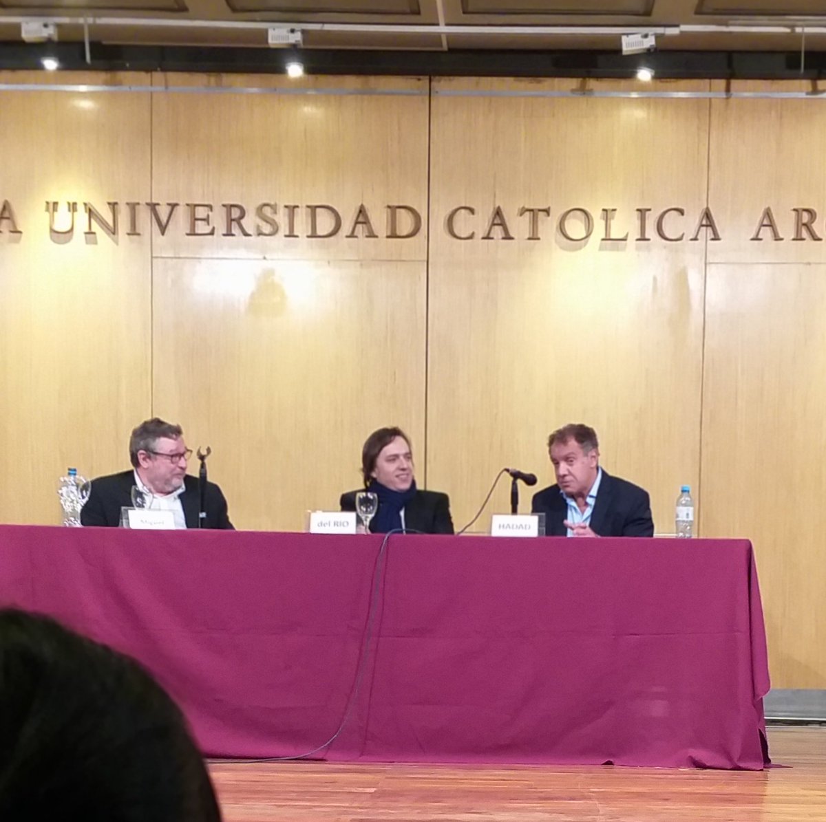 PuntoConvergent's tweet photo. PRIMICIA❗"Estamos yendo al modelo de paywall", confirma director de @infobae @danielhadad

❗ Todavía no cuentan con muro de pago como La Nación y Clarín
@UCAPeriodismo https://t.co/8hnQj6LSCx