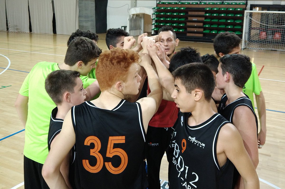 INVICTUSBologna's tweet photo. U15 SILVER, +42 NEGLI OTTAVI PLAYOFF!
https://t.co/UpehdomOIr
#InvictusAcademy #InvictusCamp #WeAreInvictus #Under15Silver #Playoff #OttavidiFinale #Basket #Oranges #emotions @INVICTUSBologna @invictus_camp @Savic_Goran @zoransavic_bcn @BASICBALL_UAE https://t.co/CKyvMF9yVs