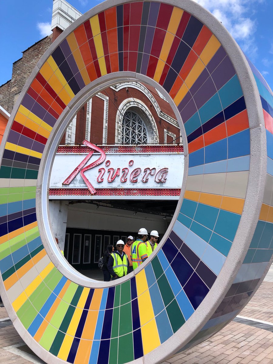 craigrwall's tweet photo. Cool new addition to Uptown. Each color represents one the 92 different languages spoken here, the circle representing the unity. ⁦⁦@ABC7Chicago⁩ https://t.co/erI4rpXUwf