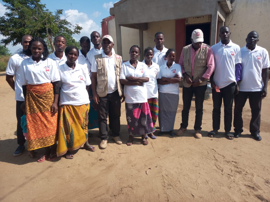 Constituída, no Posto Administrativo de Tica, em Nhamatanda, a equipa da Caritas Diocesana da Beira em Resposta à Emergência, composta por 10 Activistas, dos quais 5 homens e 5 mulheres.
Destes, 3 vão trabalhar em Muda-Mufo, 4 na Localidade de Chiadeia e 3 em Tica Sede.
