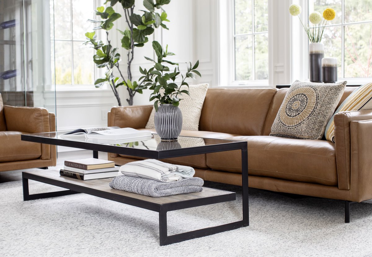 urban_barn's tweet photo. Join us at select stores on May 14th at 7pm for a free evening of colour theory as we walk you through how to transform your space with colour this summer. RSVP today &amp; you could win a $200 Urban Barn gift card when you tag #UBDesignSession at the event! https://t.co/wal26ypKtu https://t.co/2zBhhTfih2
