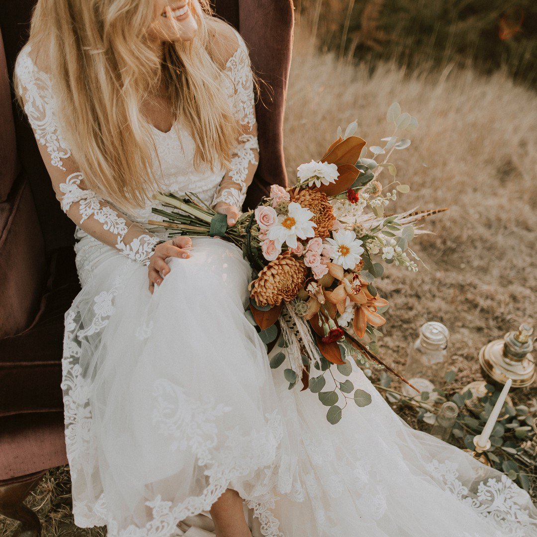 Que no nos falten las flores...🌷
-
... ni la sonrisa.
-
-
-
*Últimos días Semana Especial YOLANCRIS* 
Promociones desde 20%, 30% y hasta 50% descuento en tu vestido de novia Yolancris.
- 
evanovias.com
-
#vestidosenovia #novias2019 #vestidosnovia #noviasdiferentes