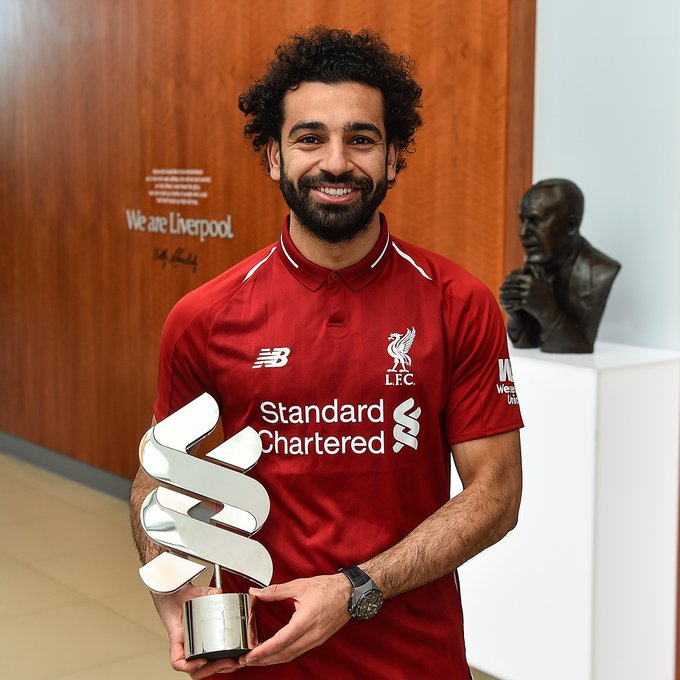 6⃣ مباريات 
5⃣ أهداف 
... وهدف لا يصدق في شباك تشيلسي. 😱 

الملك المصري <a href="/MoSalah/">Mohamed Salah</a> يفوز بجائزة أفضل لاعب في الشهر بعد أدائه المذهل طوال أبريل. 🇪🇬🙌