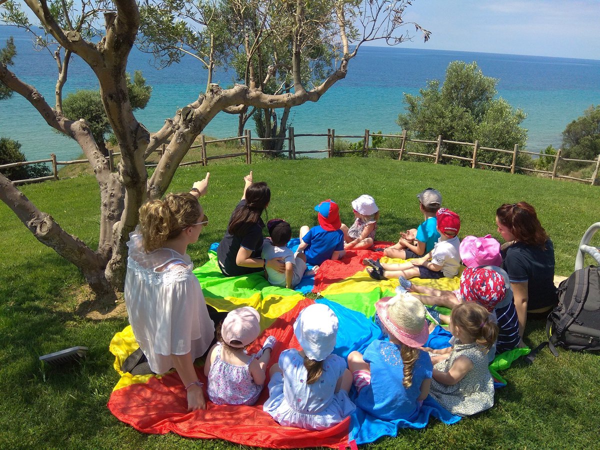 We're #recruiting!
#Creche positions in luxury resorts in #Cyprus &amp; #Greece. Creche experience and ideally Level 2+ qualified.
Interested? Send your cv to hr@worldwide-kids.com

#workabroad #childcare #childcarejobs #crechejobs #jobsabroad #earlyyears #job #jobs #worldwidekids