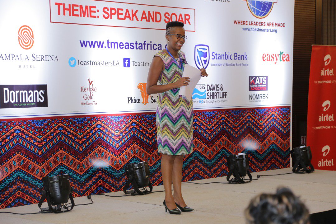 Twonjex's tweet photo. @TerryOdiko as the first evaluator of David Asanga's speech. So much to learn from this 'evaluation of speech' session.
#Feedback
#WhereLeadersAreMade 
#ToastmastersEA19 https://t.co/JzaxTgPMG3