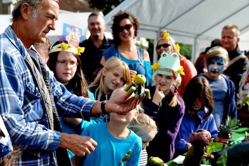 And we’ll be <a href="/ghcgarden/">GH Community Garden</a> tomorrow 1-4pm ish, with preserves, cakes etc.  &amp; proceeds of whatever we sell tomorrow will go straight to <a href="/ghcgarden/">GH Community Garden</a> 💚🌱🍏