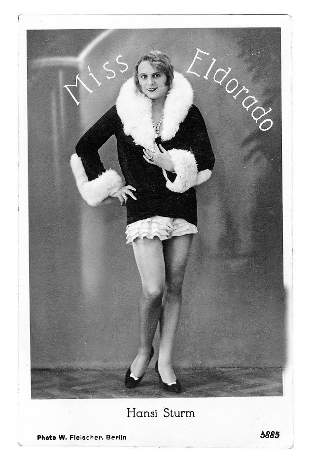 WhoresofYore tweet picture