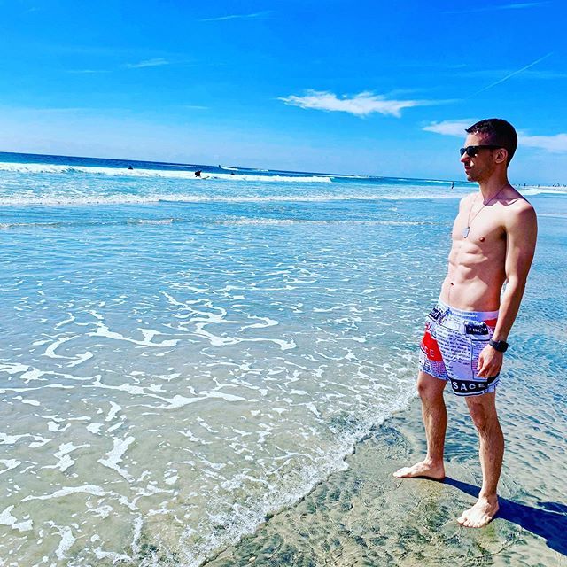 ChrisRyanNYC's tweet photo. There are oceans to swim and mountains to climb.
*
*
*
*
*
*
*
#holdyourheadhigh #keepdreaming #raisethebar #takecalculatedrisks #beyourownboss #behungry #bepassionate #stayauthentic #becreative #makepeoplesmile https://t.co/48elQaQOhJ https://t.co/aZyJPKokmy