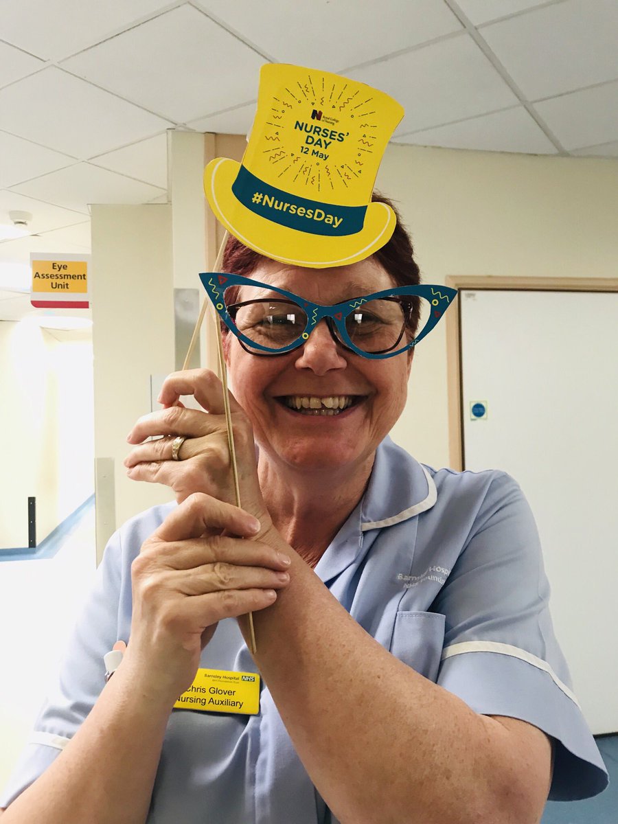 BarnsWmCYP's tweet photo. Happy Nurses Day from Chris Glover!! @barnshospital https://t.co/2C0YaNjpj4