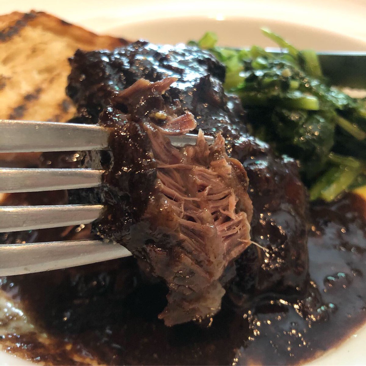 TDigested's tweet image. Black is back!

#peposo #beefshank #beefstew #pepperstew #cucinapovera #cucinatoscana #tuscanfood #italianfood #kyoto #foodculture #authenticitalianfood #foodhunter #foodblogger #theworlddigested
#ペポーゾ #スネ肉  #トスカーナ料理 #イタリア郷土料理 #フィレンツェ料理 #食文化