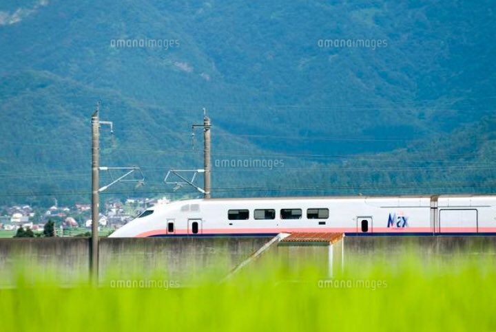 新幹線の清掃をしてくださる方々

１つ１つ指差し確認して、最後に車両の外で一礼して終わるんだね☺️
こちらこそ、ありがとうございます🙏

誇りを持って仕事をしているように見えた。
そんな姿が素敵だったなぁ✨✨