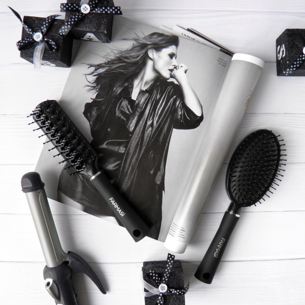 Stil sahibi ve şık kadınların çantasından ayırmadığı, Farmasi'nin profesyonel saç fırçalarıyla tarzını yansıt...<a href="/farmasiofficial/">Мир Farmasi</a> @farmasicosmetics #farmasi #hair #brush #style #saç #güzellik #stil #tarz #