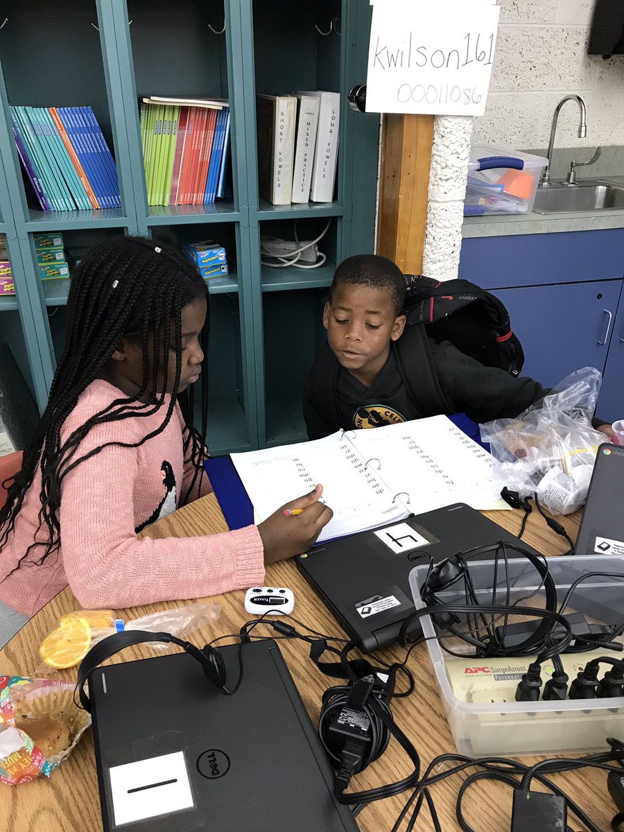 Morning Peer Mentoring Tutors. Making great progress with their reading! <a href="/PLVBears/">Pleasantville Elementary</a> #polarpride