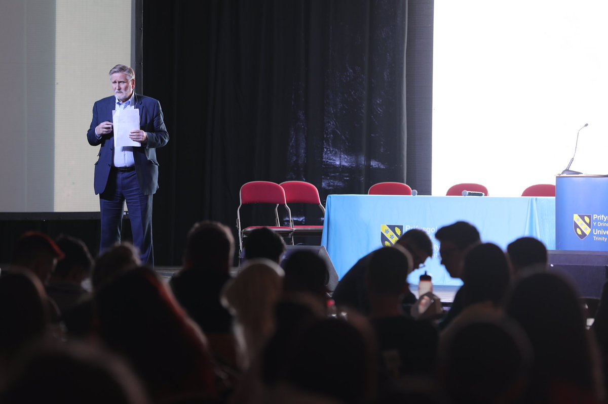 UWTSD's tweet photo. Professor Graham Donaldson @GHCDon inspiring the next generation of teachers at today’s @Athrofa ‘Aiming for Excellence’ #a4e19 #conference #AFEAthrofa #SuccessfulFutures https://t.co/cNTnQMBEt6
