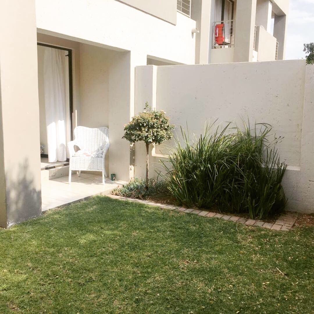 neneproperties's tweet photo. ON SHOW!

You are invited to come through this Sunday the 12th of May 2019 from 14:00 to 17:00. https://t.co/CwGMZPtrEm