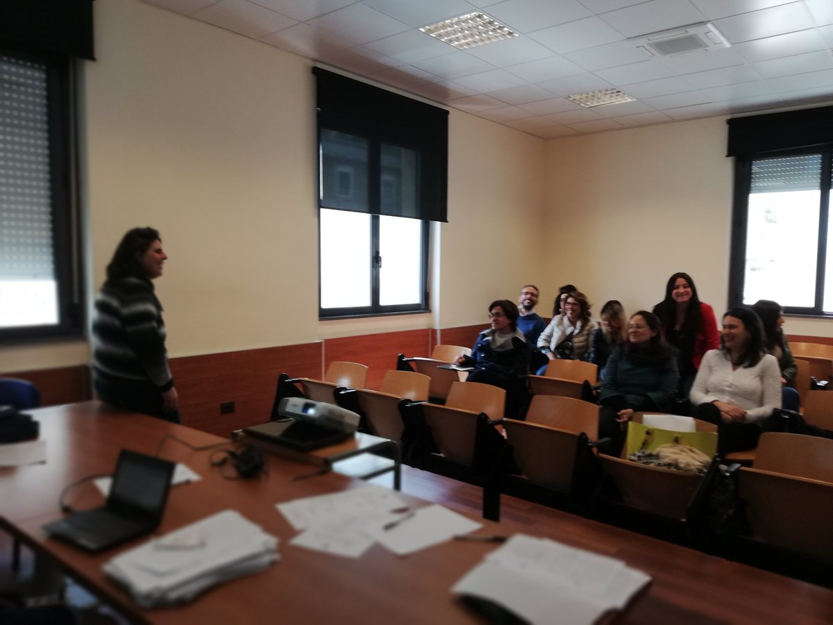 OgRuUniMe's tweet photo. Ecco alcuni frames del #corsodiformazione rivolto ai neo-assunti di #Unime "La sicurezza nei luoghi di lavoro" per conoscere le misure di #prevenzione #sicurezza e 
le tecniche di #comunicazione 
per la gestione dei conflitti  sui luoghi di #lavoro https://t.co/iCO4Vte6GE https://t.co/pCPb5aMHCF
