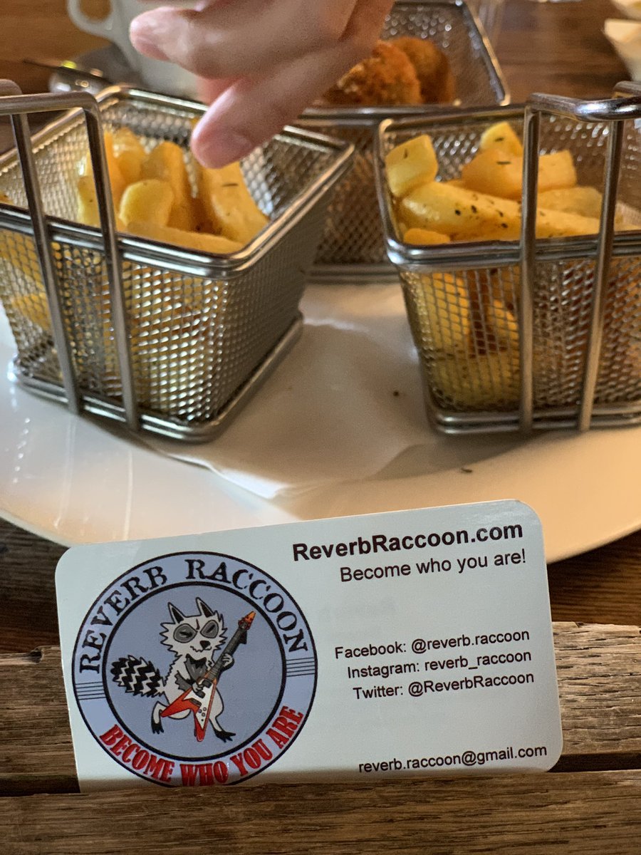 DiannMarie's tweet photo. #latelunch in Amsterdam. @ReverbRaccoon  ‘s #music #reviews are as good as #dutchfries ! https://t.co/aHfelOvxbH