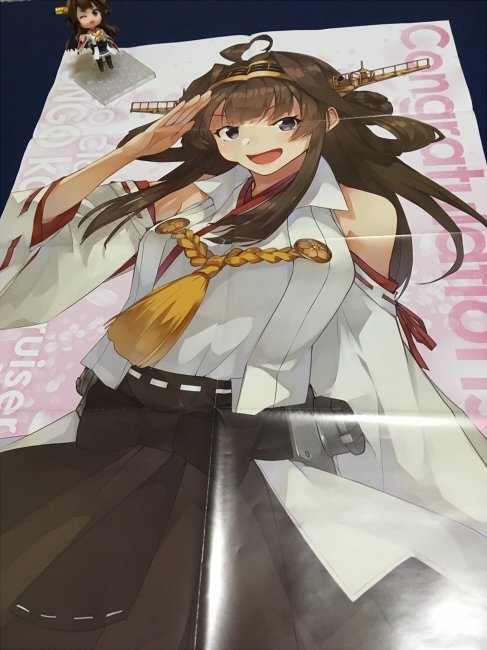 コンプ届いてたー、金剛ポスターでっかいかわいい!!サイズはB2かな?ポスターフレーム買いたいところ。フレームもいい感じだし、サンキューコンプティーク。 