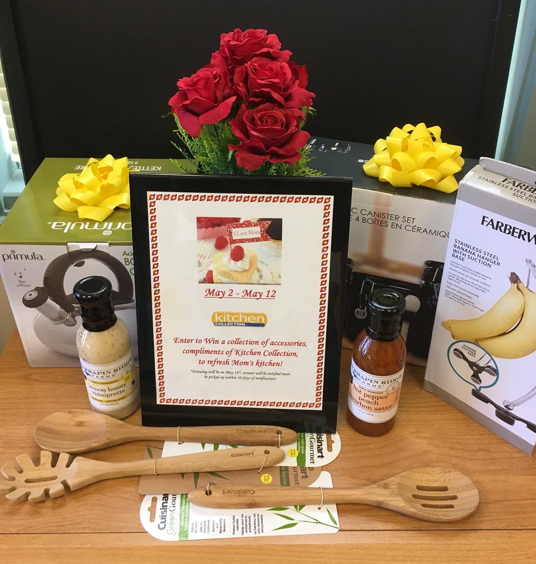 Take your Mom shopping in Kittery this weekend and be sure to stop by Customer Service to pick up a coupon book and enter to win a collection of accessories, compliments of Kitchen Collection! #outletsatkittery #kitchencollection #MomsWhoLoveToCook #momshoppingtrip #mothersday