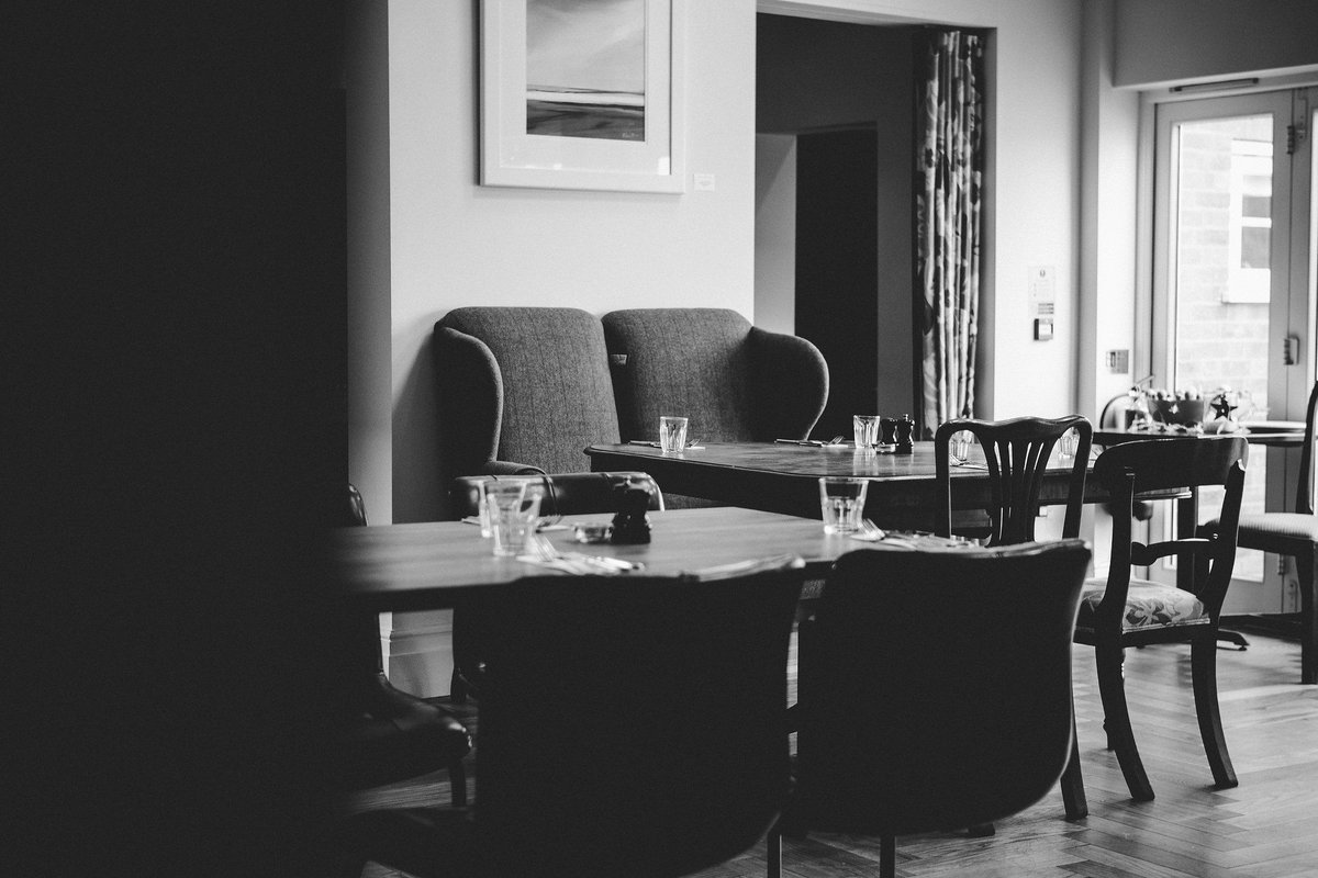 Our intimate and relaxed atmosphere provide the perfect background for your romantic meal, business conversation or social interaction.  🌹

Visit the Hero today! 
theheroburnhamovery.co.uk/index.html

#Norfolk #Restaurant