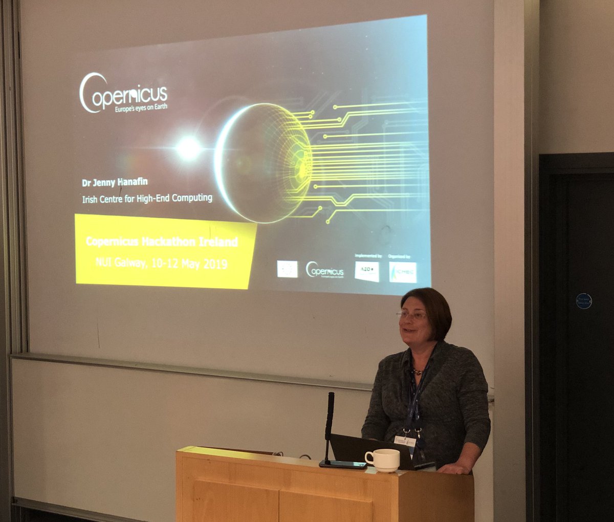 CopHackIE's tweet image. Jenny Hanafin from @ichec kicks off Copernicus Hackathon Ireland 2019. Best of luck to all the participants! @nuigalway @AZO_space @CopernicusEU @ondadias @AirbusSpace @ICONgeo @teagasc @opwireland
