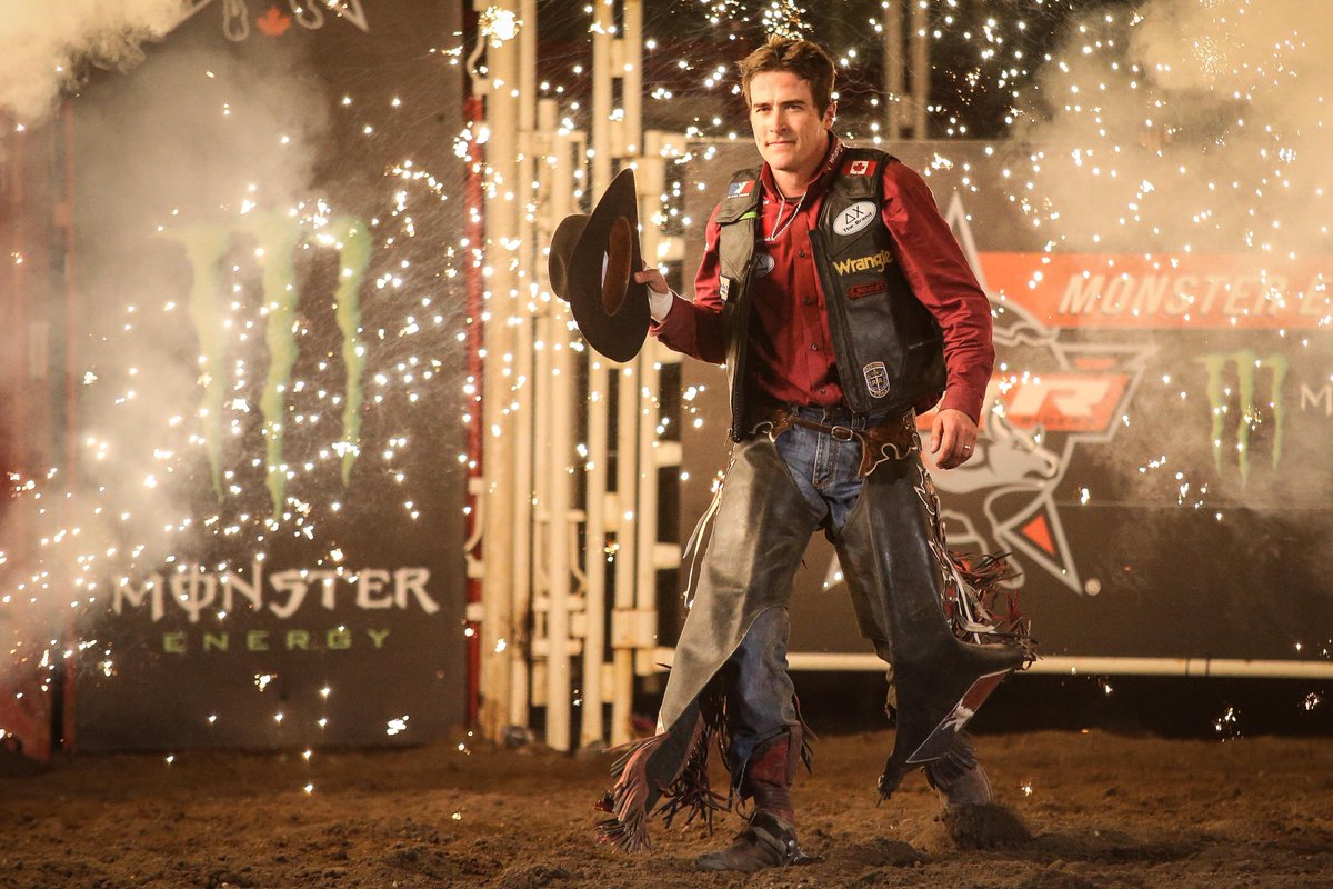 canadalifeplace's tweet photo. Congrats @Kris54305826 you have been selected to be our #BGReviewer for the @PBR #MonsterEnergyTour @BudGardens tomorrow night! 🤠Check your inbox for further details #GetDtl #LdnEnt ✍️ https://t.co/AXTXzQUUnO