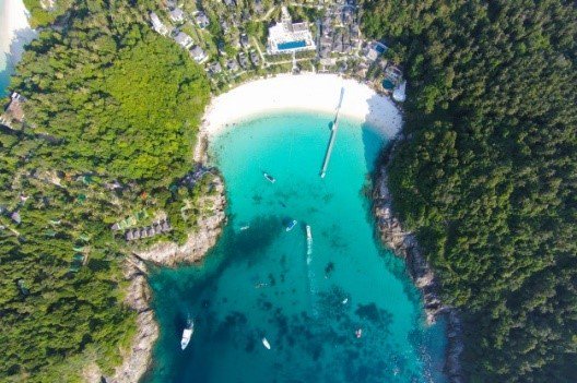 Escape the daily routine and go to the islands! 🌴🏝⛱

#Islandian #Wanderlust #traveltheworld #OcéanIndien #wanderer #Maurice #Mauritius #IndianOcean