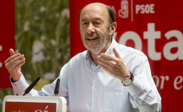 PSOE_Zamora's tweet photo. Los socialistas no mueren, se siembran. La historia de España lleva tu nombre, Alfredo. Hasta siempre, compañero https://t.co/nVWsIumItw