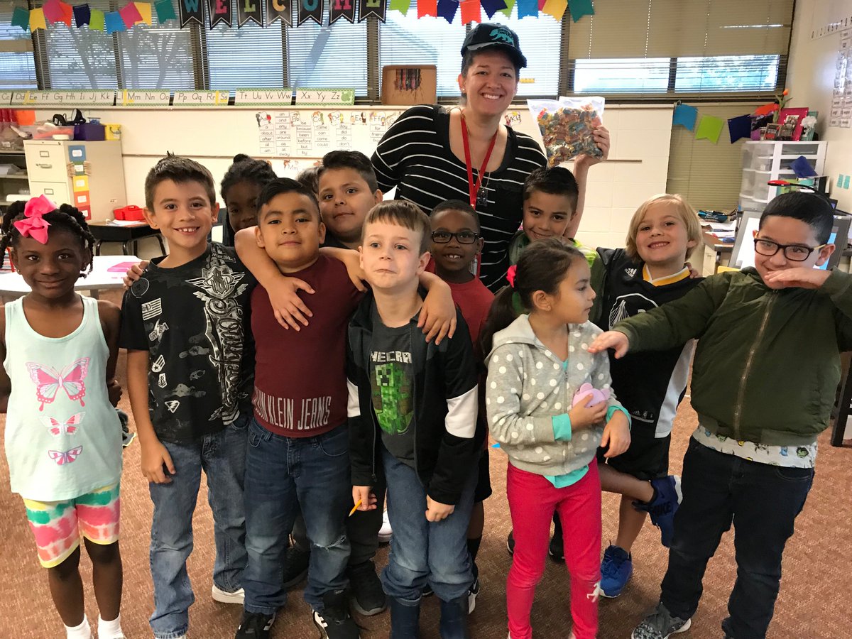 Vic Robertson Elementary tweet media