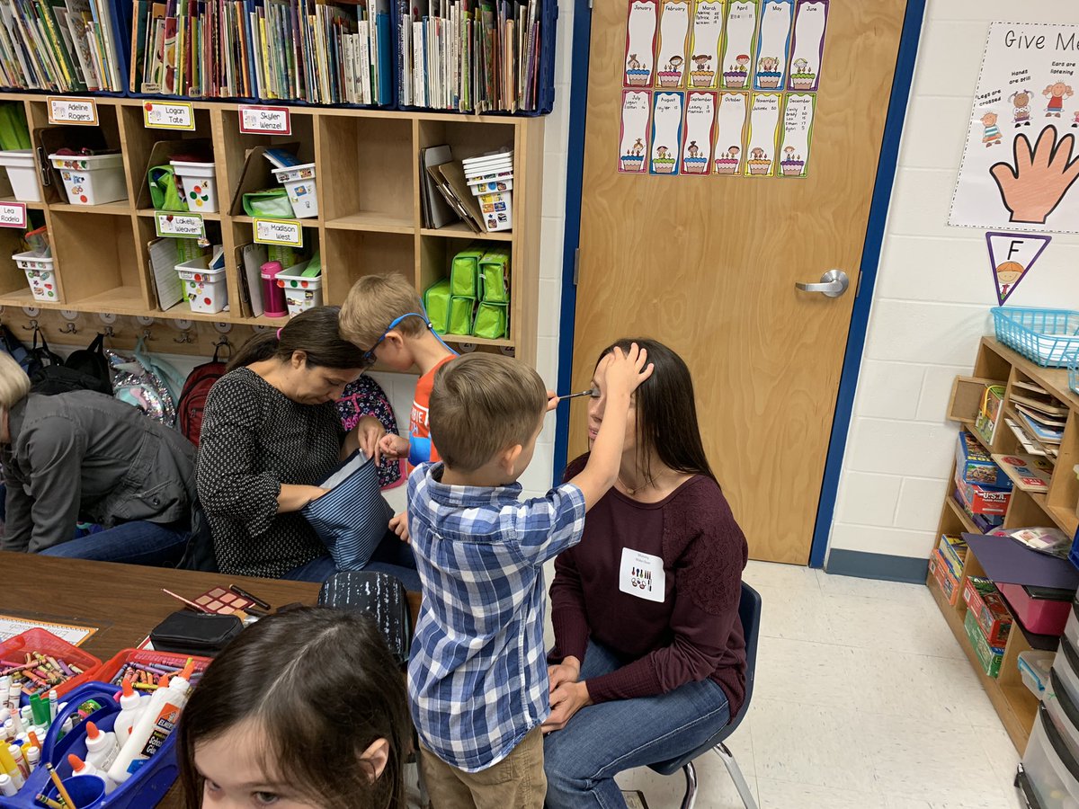 Jeremy Day (@jeremyday73) on Twitter photo Mommy Makeover is in full swing at Beard ES, these students have talent. <a href="/blancahemann/">Blanca Hemann</a> <a href="/NISDBeard/">Beard Elementary</a> <a href="/nnknight5/">Natalie Knight</a> Mommy Makeover is in full swing at Beard ES, these students have talent. <a href="/blancahemann/">Blanca Hemann</a> <a href="/NISDBeard/">Beard Elementary</a> <a href="/nnknight5/">Natalie Knight</a>