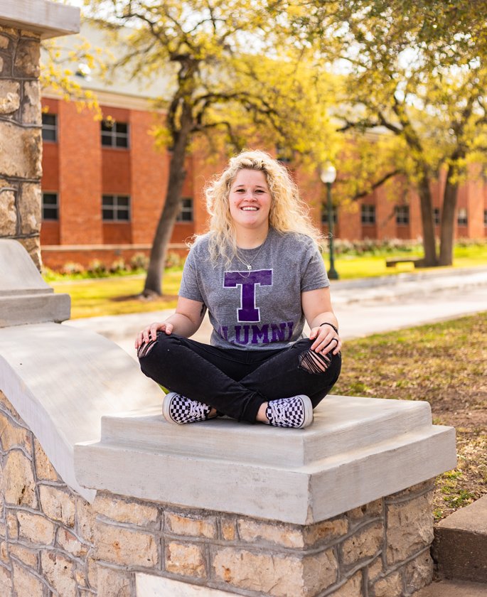 Today we’re having a late Cinco De Mayo celebration that also doubles as a farewell to one of our employees. Even though we’re sad to see her go, we know God has amazing things waiting for her and we are excited for her as she starts this new chapter in her life. #FridayFeeling