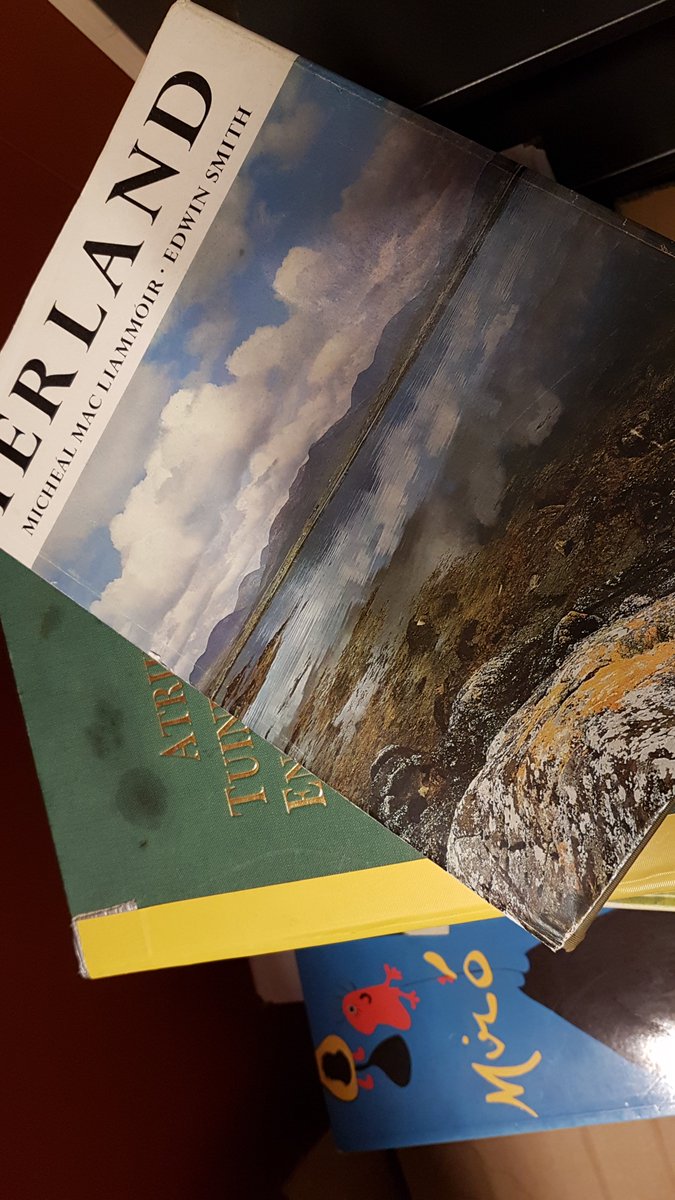 Morgen start de boekverkoop in Nijverdal en Hellendoorn. Kom ook een boek scoren! In Hellendoorn buiten de normale verkoop ook een bijzonder collectie.