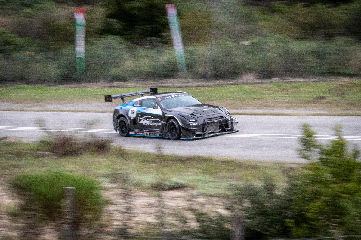 nissanza's tweet image. Wilhelm Baard’s turbo charged #GTR showing its mettle at the #SimolaHIllClimb.  #OMGTR  #FastCarFriday