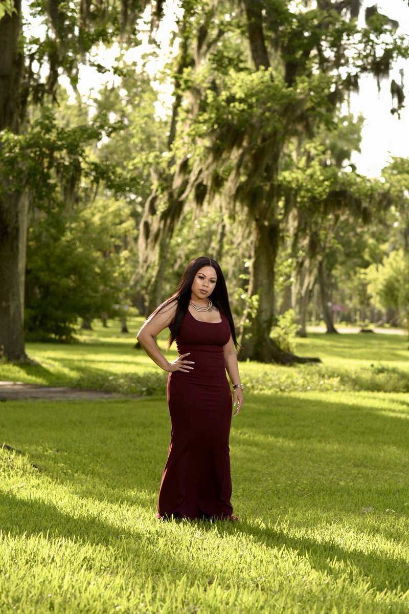 chebree's tweet image. Shifting the cycle. First Generation College Graduate 👩🏻‍🎓✨