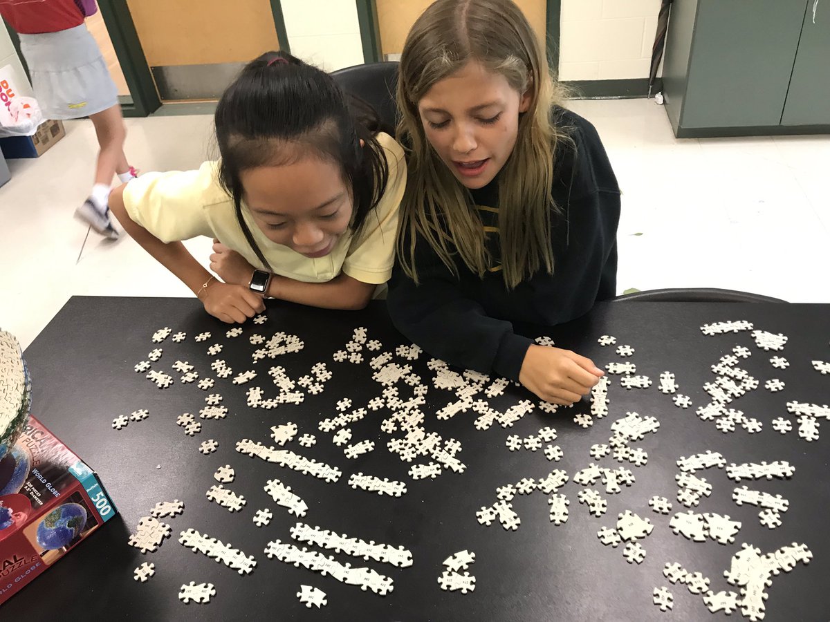 MsWillisScience's tweet image. Looking good! They have a completely different strategy and works just as well! #puzzlefriday #5thgrade
