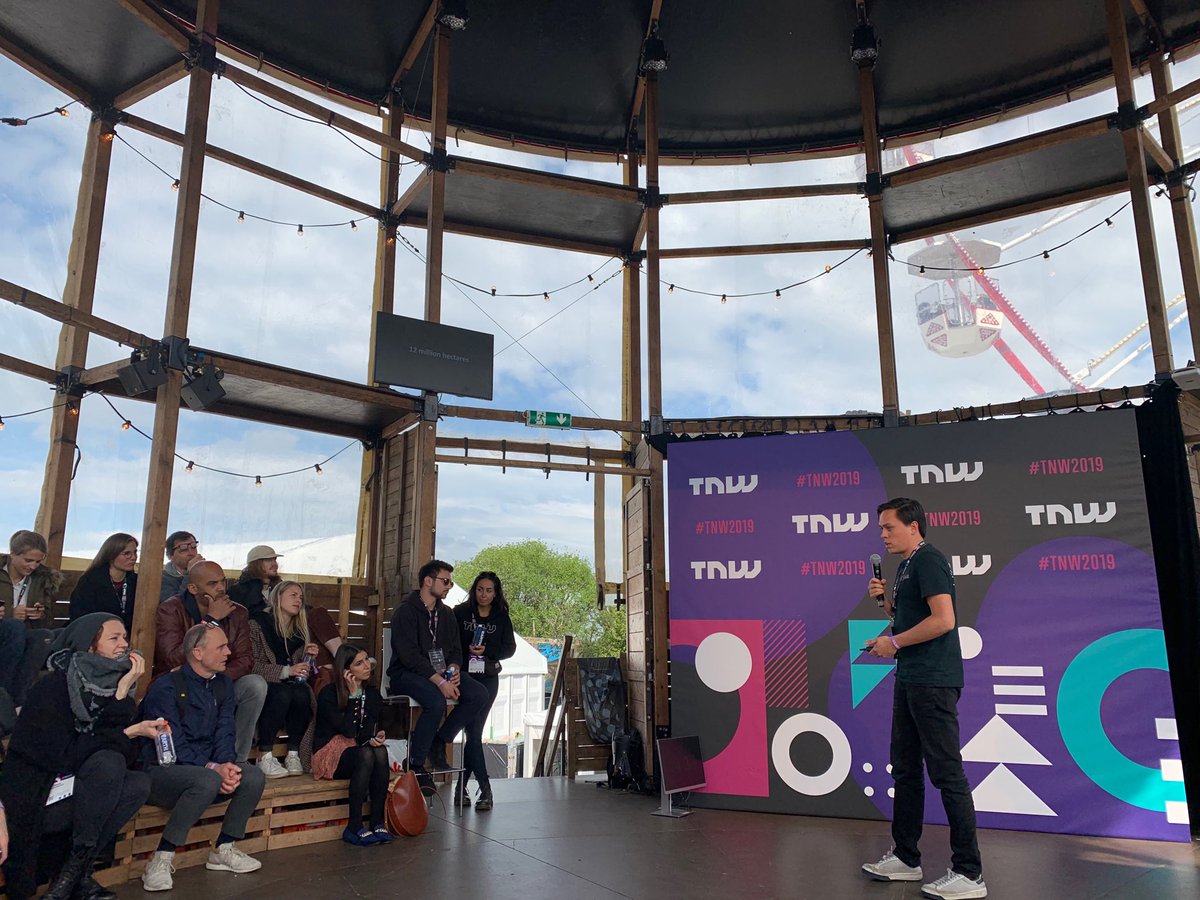 Elevator pitcht of our great startup ⁦@20treeAI⁩ ⁦fighting against #climatechange #MachineLearning @datamarketsvc⁩ ⁦@zabala_eu⁩ #TNW2019 ⁦@EU_H2020⁩