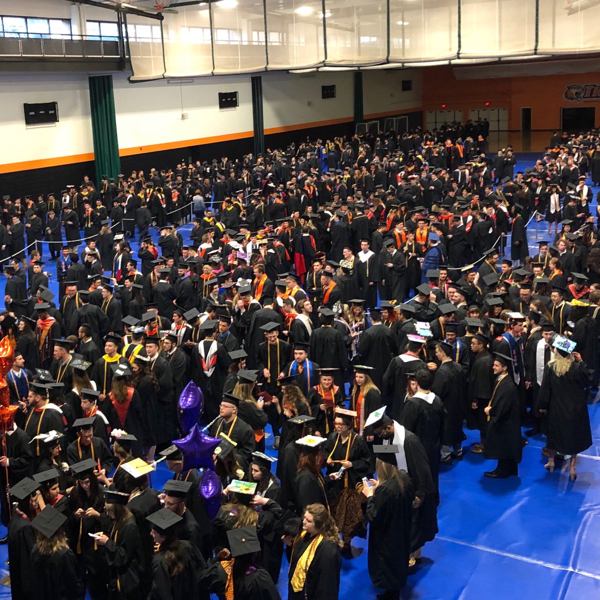 larabrarian's tweet photo. A sea of grads! Congrats #RIT Class of 2019! #RITGrad #TigerPride https://t.co/nU8kCozmFN