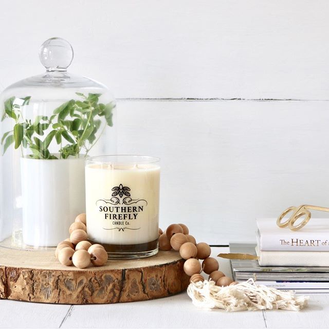 *CONTEST!* Let’s kick off Mother’s Day weekend with a giveaway! We’re giving away a 14oz candle, 6oz candle, a room spray, reed diffuser, and wax melt from our Classic Collection. To enter, follow us, like this photo, and comment with the fragrance you t… bit.ly/2H9Wcb6
