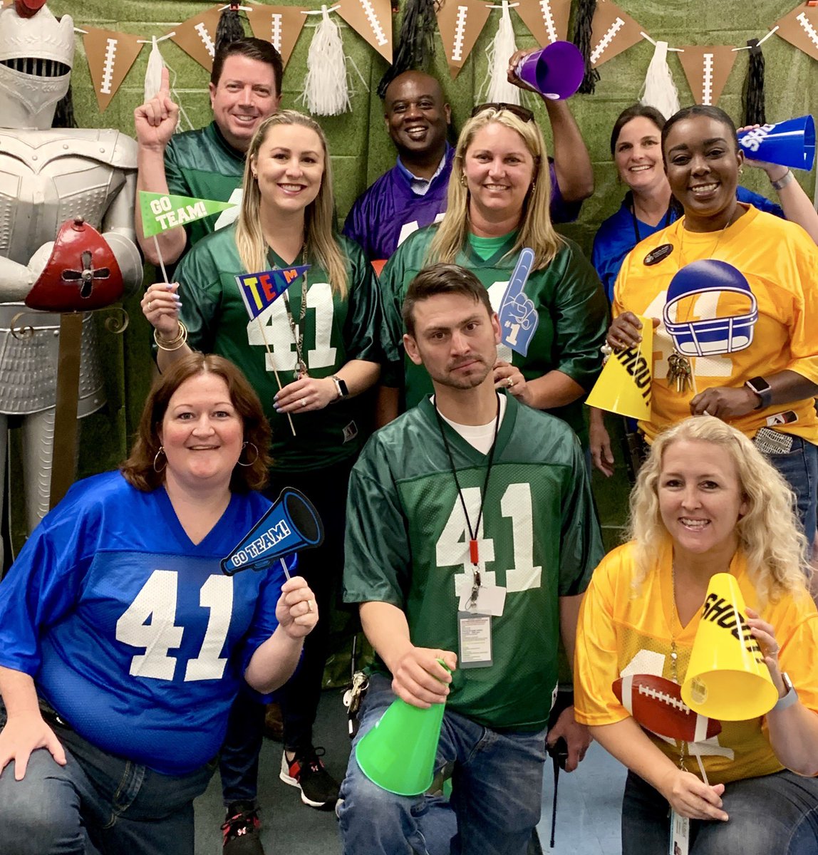 Holly Hill School tweet media