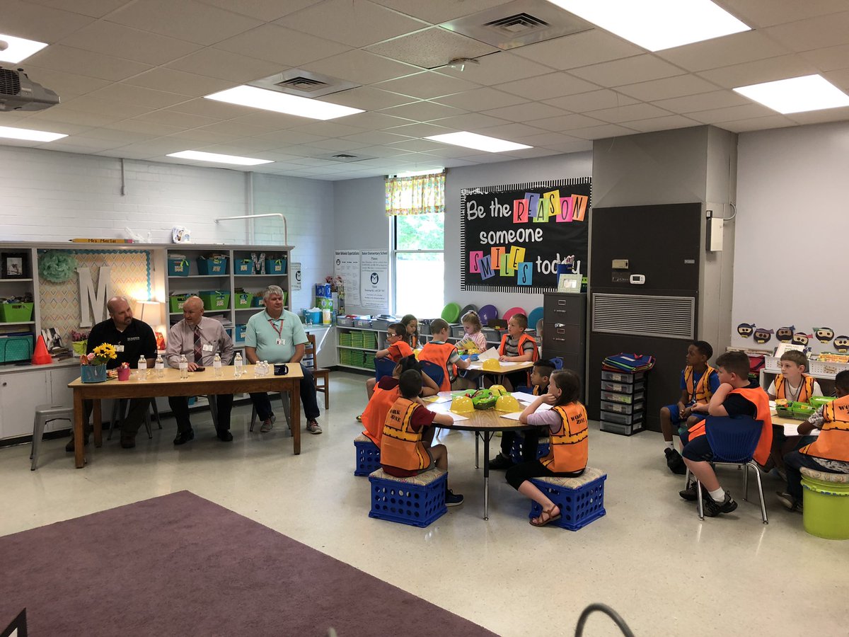 J.R.Baker Elementary tweet media