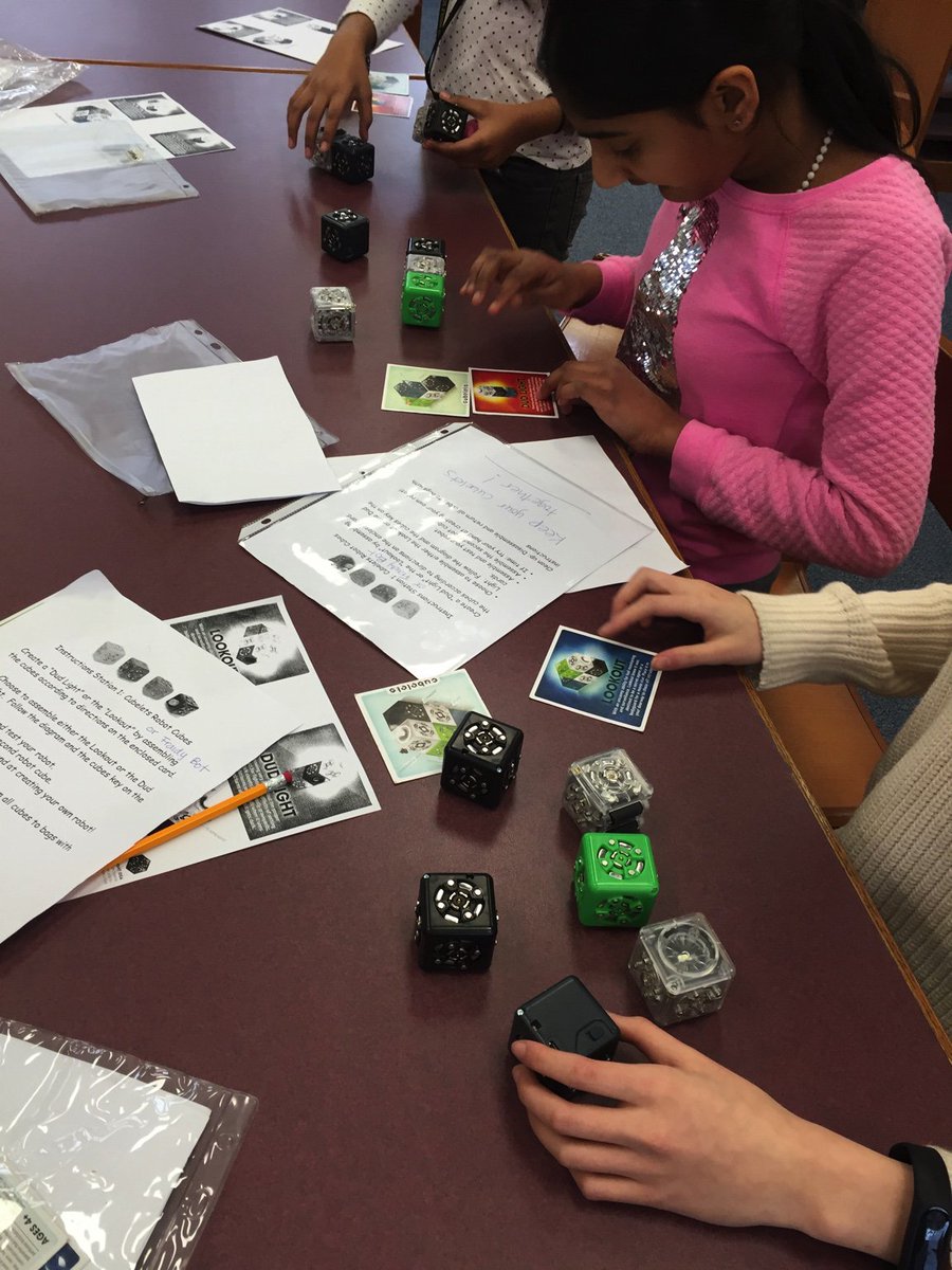 kimzito's tweet photo. Thx @ModRobotics for the giveaway. Our Ss love to use Cubelets @ Tinker Time in the library #CubeletsChat @XRDNLib https://t.co/MBgEZBOxKx