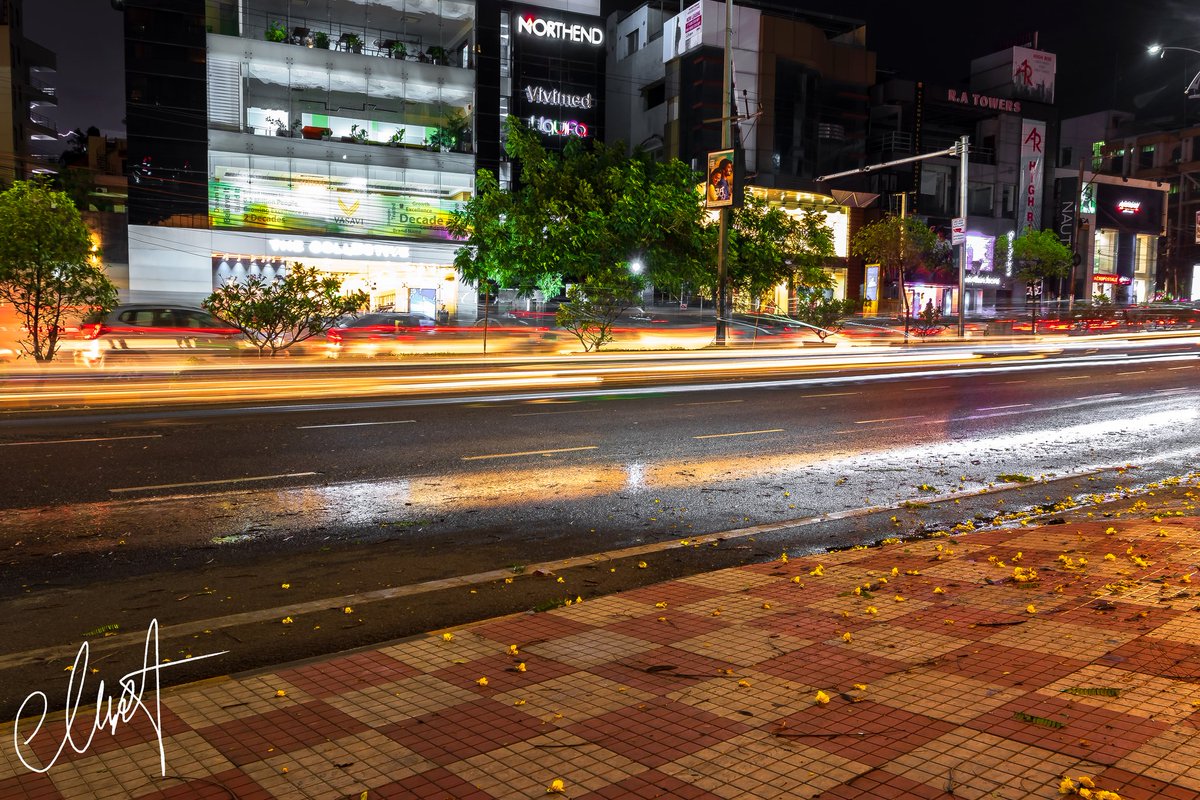 I love life on the road. I'm in a different city every night and it never gets old. #trowback #parkhyatthyderabad #hyderabad #streetphotography